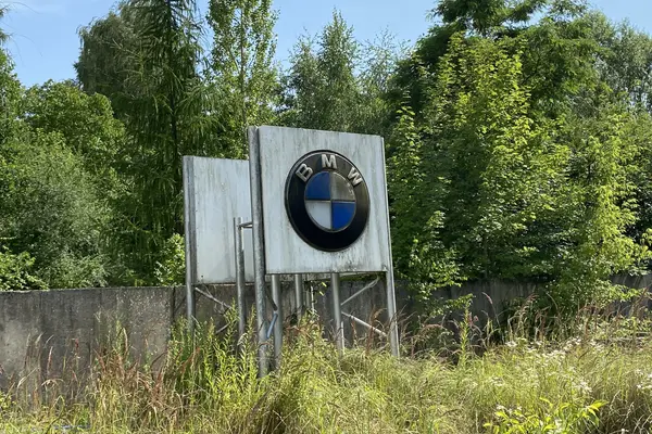 Serwis BMW (zdjęcia z lipca 2025)