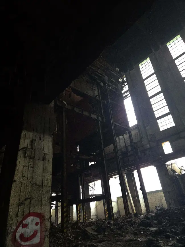 Następny kocioł, lecz chyba troszkę zniszczony. - EC-2, Łódź - photo 4/16