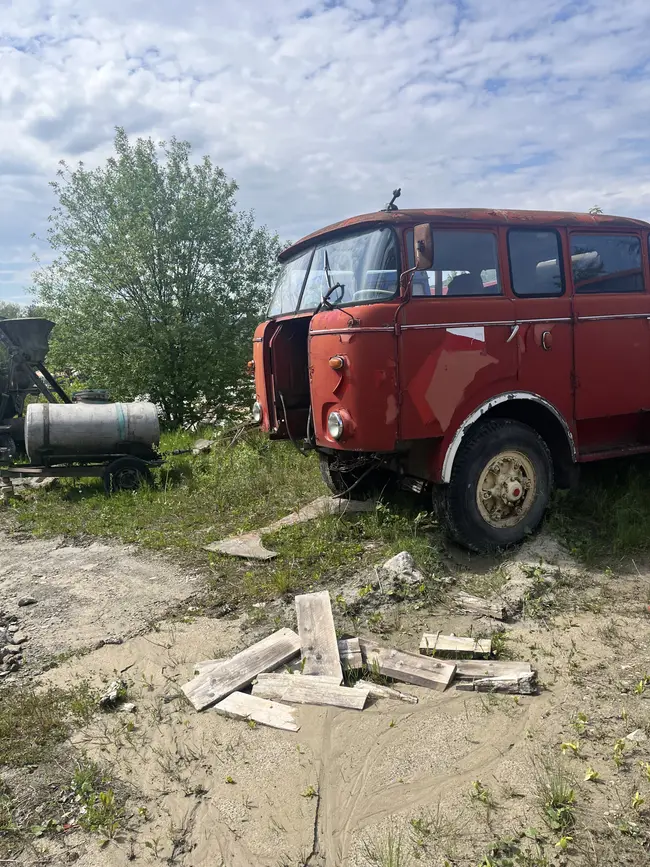 Motoryzacja na urbexie i nie tylko :) - zdjęcie 15/43