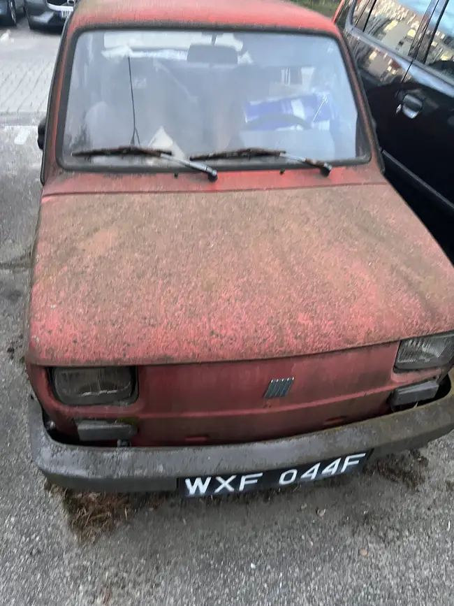 Porzucony maluch - Motoryzacja na urbexie i nie tylko :) - zdjęcie 31/43