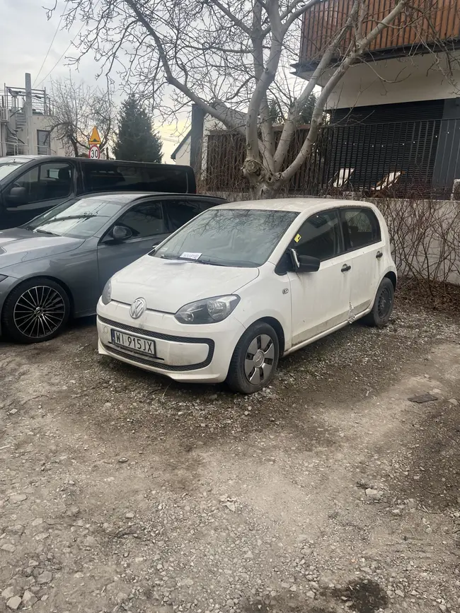 A ten to całkiem nowy - Motoryzacja na urbexie i nie tylko :) - zdjęcie 33/43