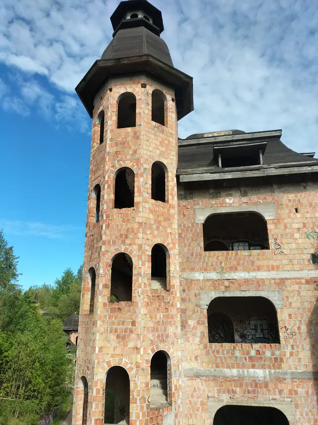 Zamek Łapalice - zdjęcie 14/15