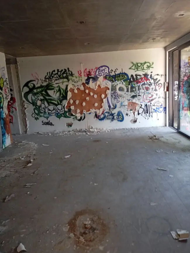 Lone Wolf Urbex - photo 39/89
