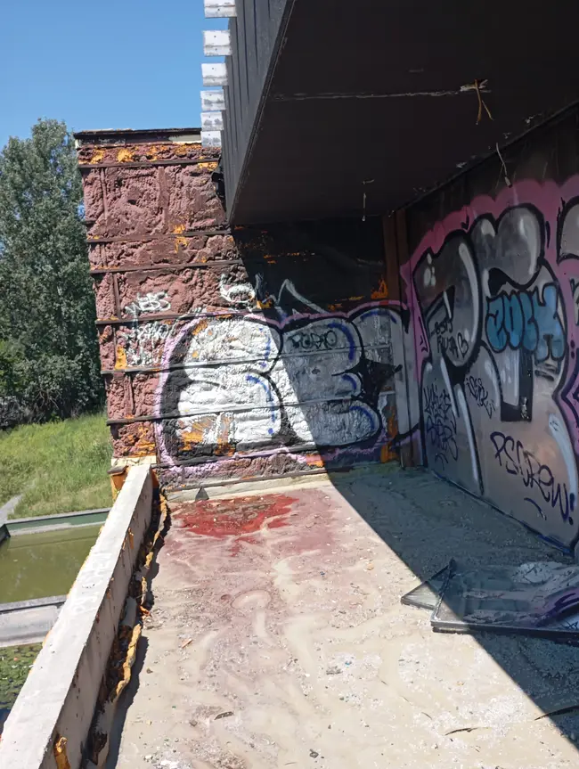 Lone Wolf Urbex - photo 42/89