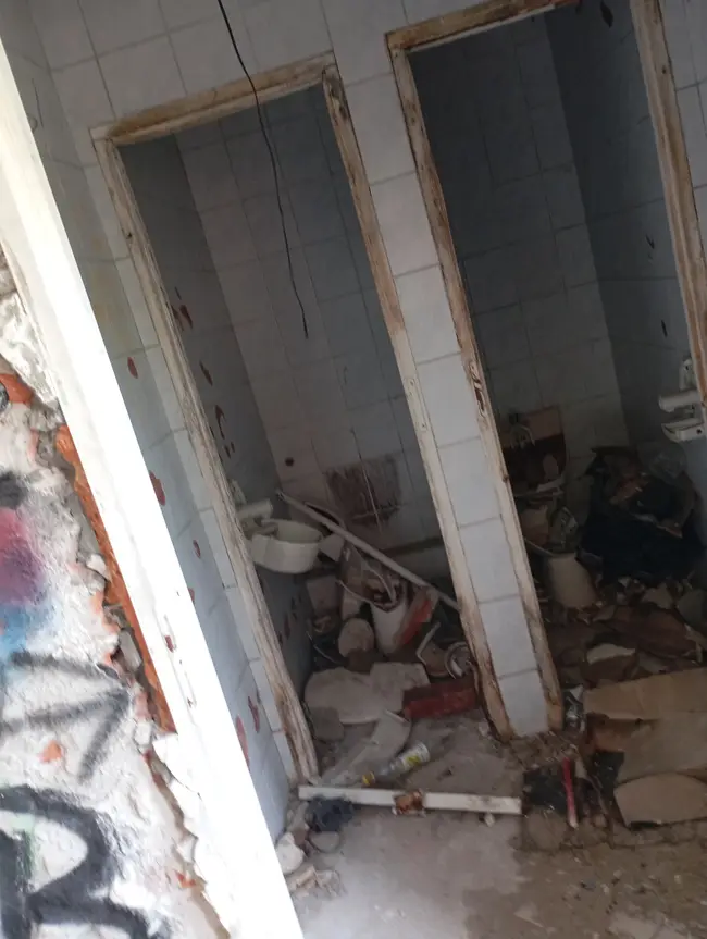 Lone Wolf Urbex - photo 56/89