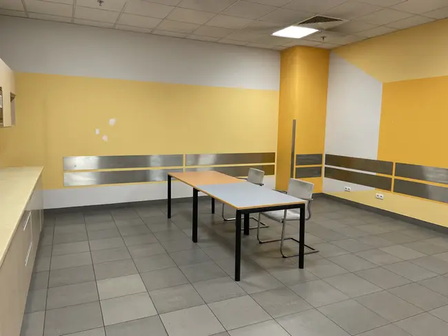 Opuszczone biura backrooms - zdjęcie 9/10