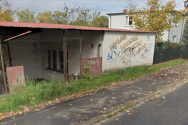 Opuszczałeś sklepik.