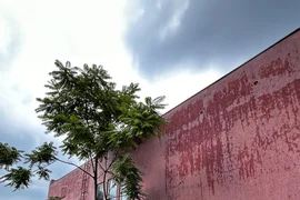 Opuszczona agencja  towarzyska