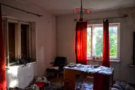 Opuszczony dom grawernika, Choszczówka