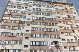 Opuszczony blok z wielkiej płyty