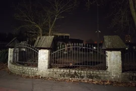 Pozostałości restauracji w sercu parku