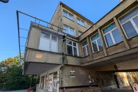 Opuszczony budynek Empiku