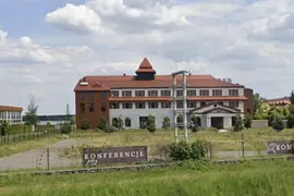 Opuszczony nigdy nie otwarty hotel
