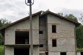 Niedokończony wielki dom