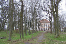 Dworek w Swarożynie, Swarożyn