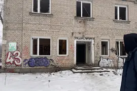 Opuszczona baza paliwowa