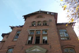 Pałac, budynek PKP, szkoła, Pruszków