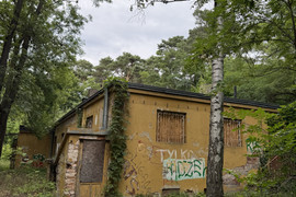 Opuszczony budynek szpitala