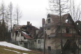 Spalony opuszczony Dom Wczasowy Baca, Zakopane