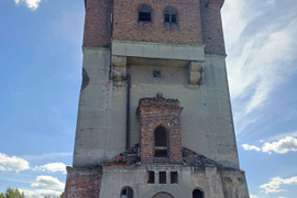Opuszczona wieża ciśnień