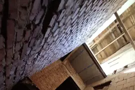 Niedokończona Willa obok Lotniska