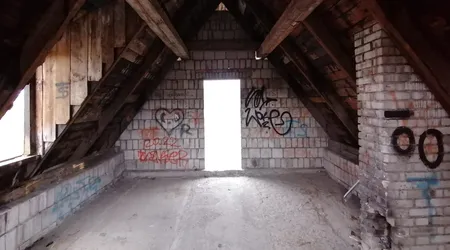 Niedokończony domek letniskowy