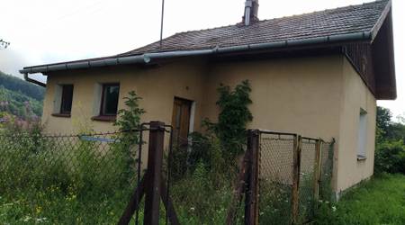 Budka dróżnika w chomranicach