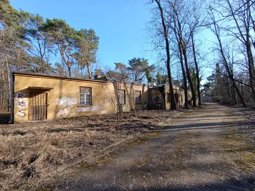 Opuszczony budynek szpitala - photo 35/40