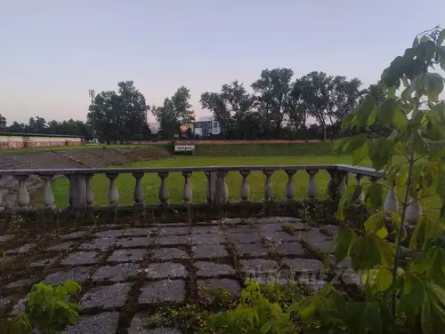 Opuszczony stadion - zdjęcie 16/16