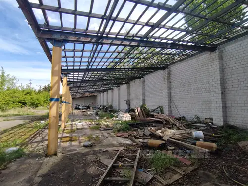 Pustostan po dawnej firmie budowlanej FachBud - zdjęcie 6/50
