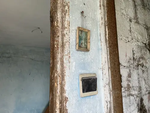 Dwa opuszczone domki - zdjęcie 5/17