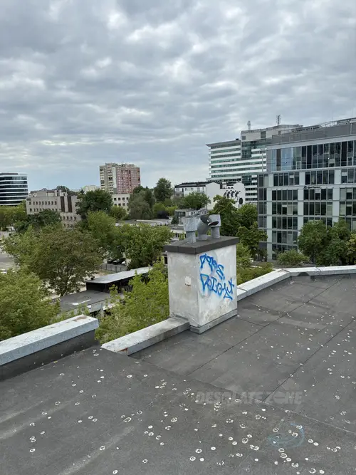 Duży blok mieszkalny, Warszawa - photo 4/65