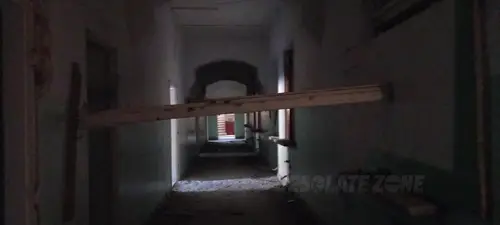 Opuszczona przychodnia wojskowa. - photo 34/88