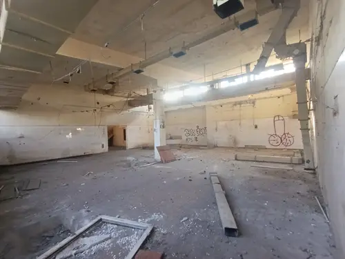 Opuszczony budynek szpitala - photo 15/40