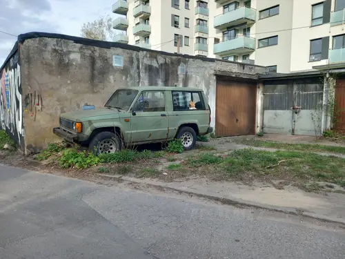 Opuszczone samochód wojskowa - zdjęcie 4/4