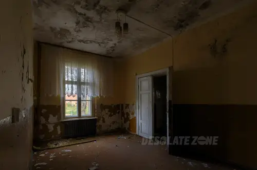 Karów Palace - zdjęcie 2/3