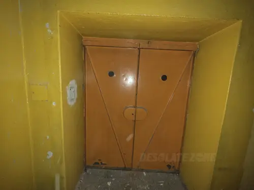 Opuszczony budynek wielofunkcyjny, Łódź - photo 14/19