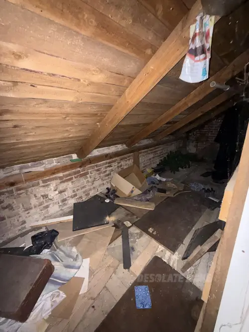Opuszczony dom - zdjęcie 18/18