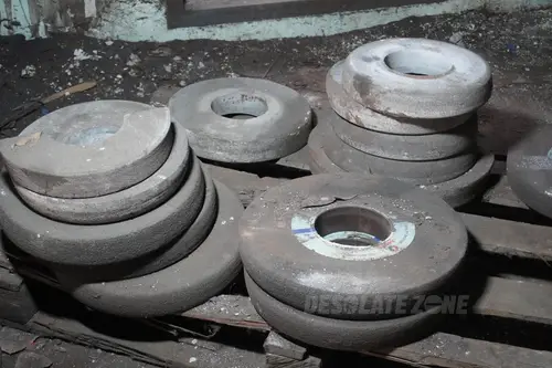 Opuszczona Fabryka Maszyn Elektrycznych Indukta S.A. - zdjęcie 11/69