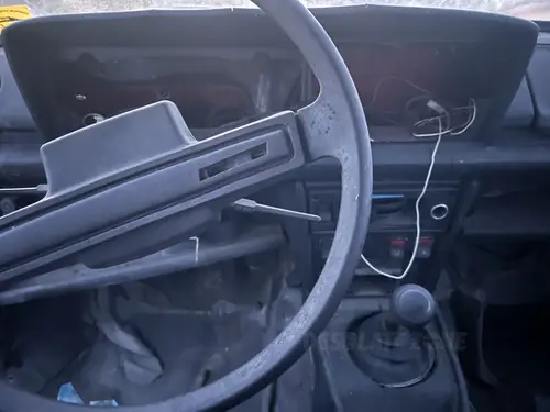 Cmentarzysko aut - zdjęcie 27/39