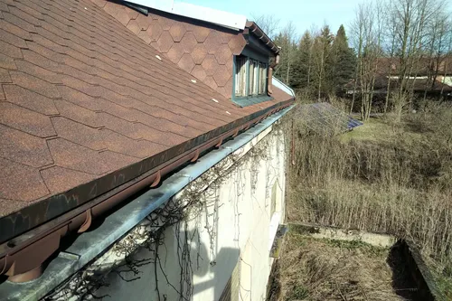 Opuszczony dom - zdjęcie 4/4