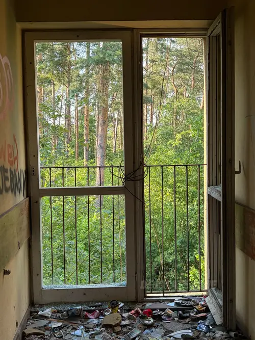 Opuszczony ośrodek "Villa Rosa" - photo 6/78