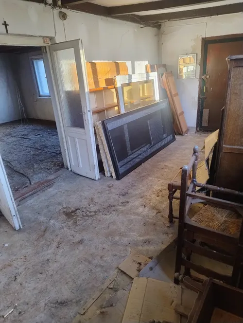 Mały ale 2-piętrowy domek