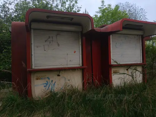 Opuszczone budki kioskowe - photo 3/3