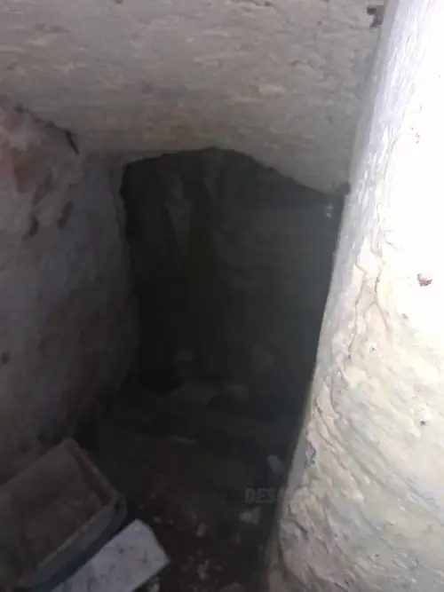 Opuszczony dom - zdjęcie 1/24