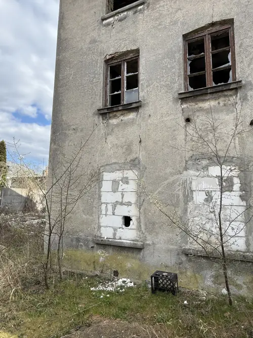 Opuszczona kamienica - zdjęcie 6/6