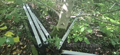 Ruiny dawnego basenu zewnętrznego - zdjęcie 4/5