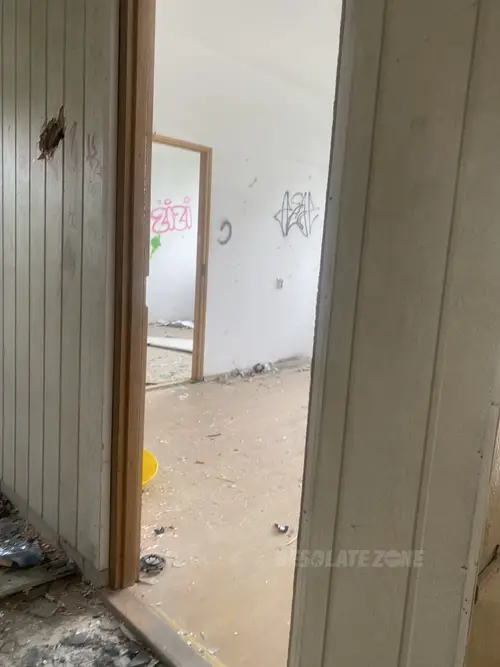 Opuszczone przedsiębiorstwo robót drogowo mostowych - zdjęcie 3/9