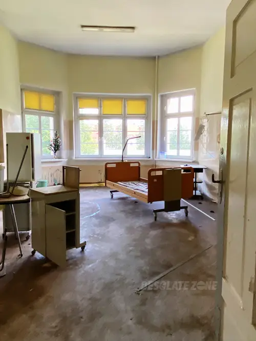 opuszczony szpital powiatowy - photo 10/138