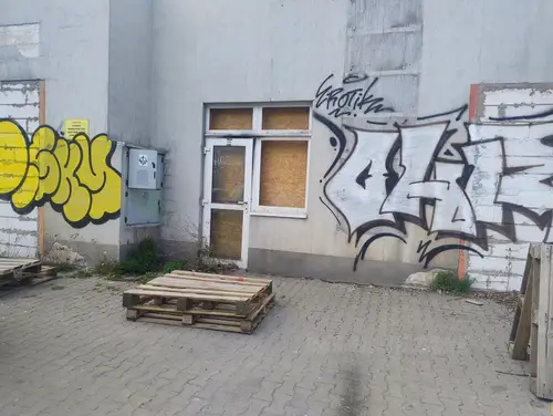 Opuszczona Automyjnia, Łódź - zdjęcie 1/14